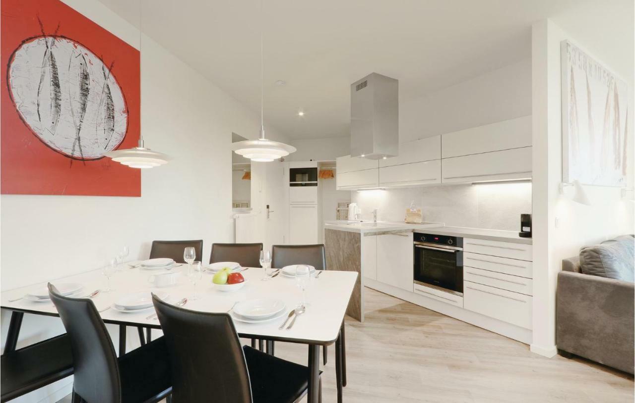 Cozy Apartment In Luebeck Travemuende With Sauna Екстер'єр фото